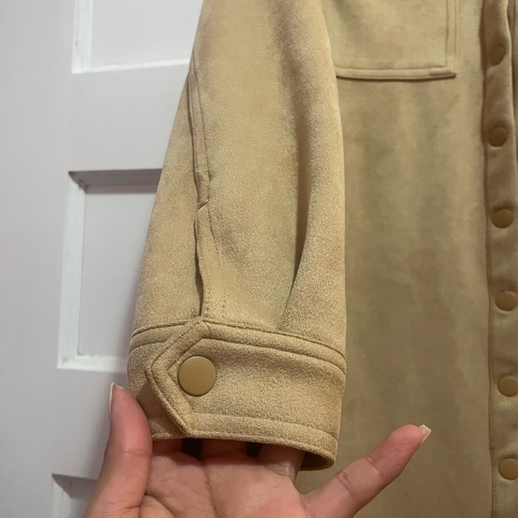 Small Trench Coat by Republic - Picture 3 of 5
